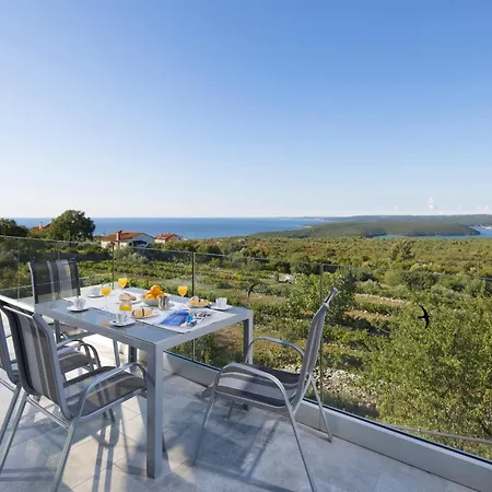 Bella Vista For 8 People With Sea View, Heated Pool & Wellness - Only 1,5 Km From Villa Viskovici