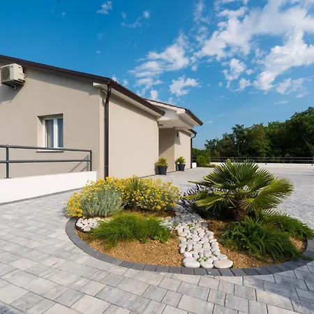 Bella Vista For 8 People With Sea View, Heated Pool & Wellness - Only 1,5 Km From Вилла *