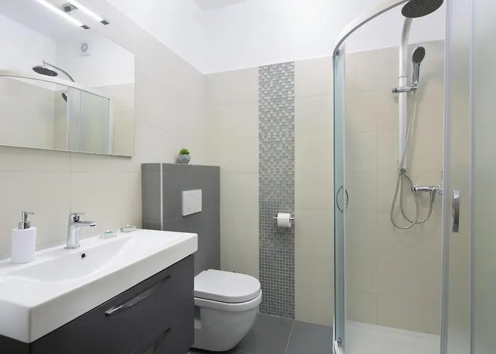 Вилла Bella Vista For 8 People With Sea View, Heated Pool & Wellness - Only 1,5 Km From