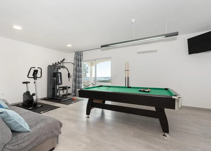 Bella Vista For 8 People With Sea View, Heated Pool & Wellness - Only 1,5 Km From *